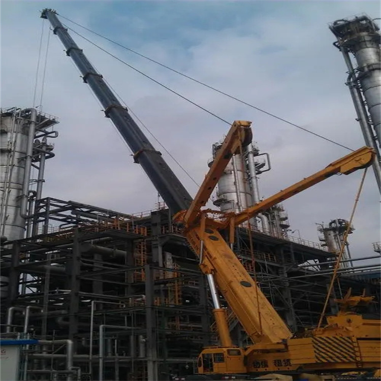 团风吊板房的吊车